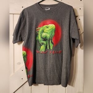 Vintage 90s/Y2K Wild Things Wrap Around Iguana Tee. Single Stitch. Size L.